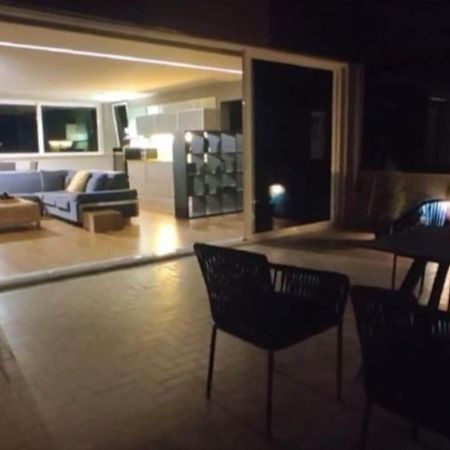 Appartement Luxury Loft By Boy à Patras Extérieur photo